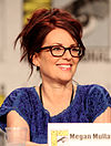 https://upload.wikimedia.org/wikipedia/commons/thumb/a/ad/Megan_Mullally_by_Gage_Skidmore.jpg/100px-Megan_Mullally_by_Gage_Skidmore.jpg